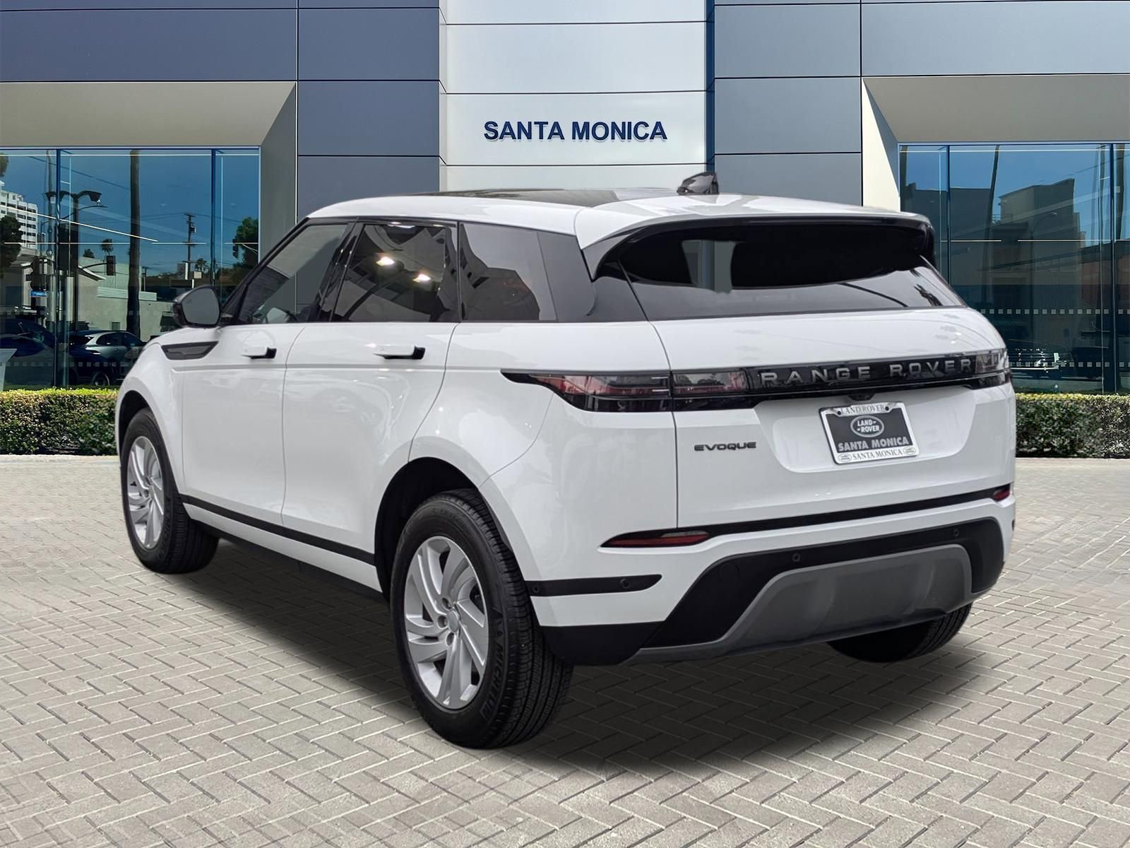 Used 2024 Land Rover Range Rover Evoque S image 7