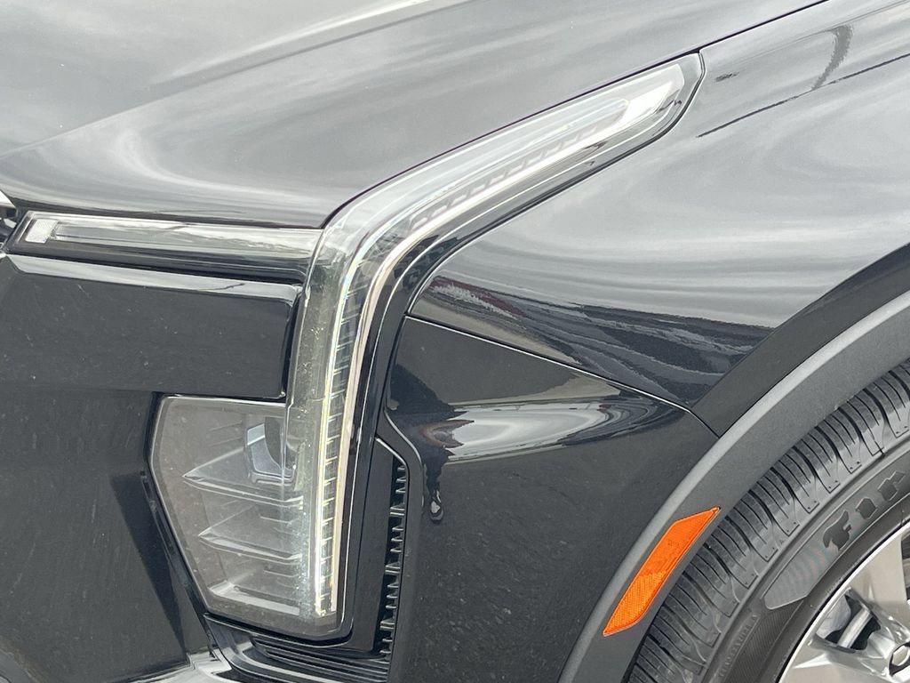 Certified 2024 Cadillac XT4 Premium Luxury image 28