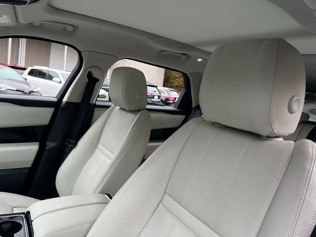 Used 2020 Land Rover Range Rover Velar R-Dynamic S image 15