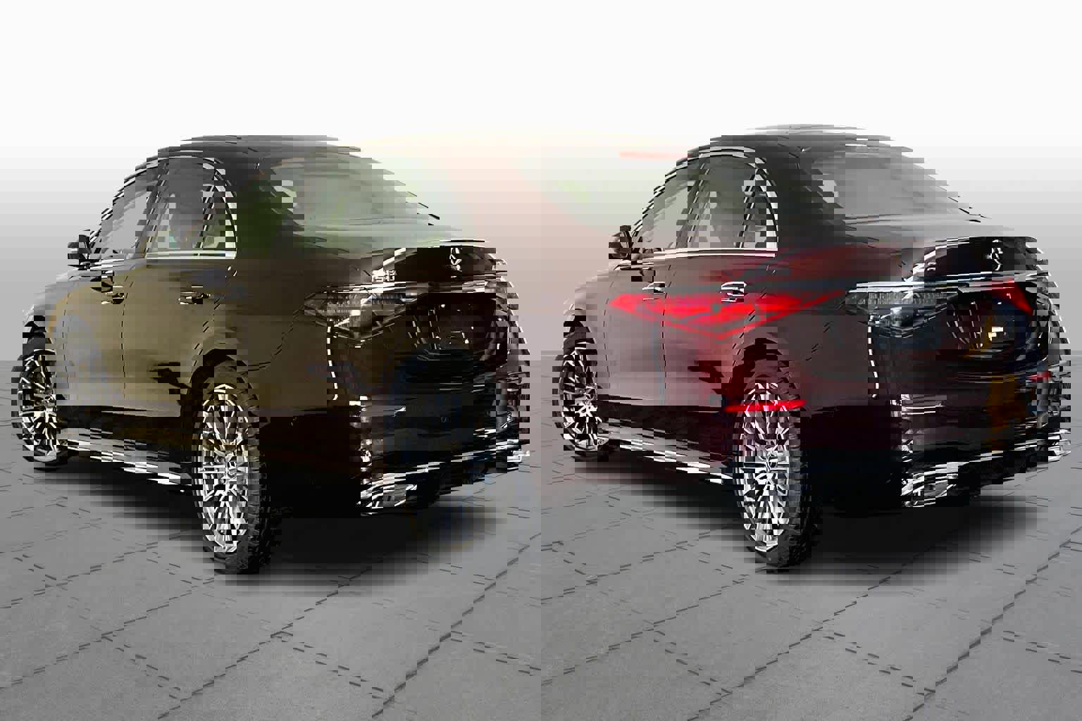 New 2026 Mercedes-Benz S 580 4MATIC Sedan image 3