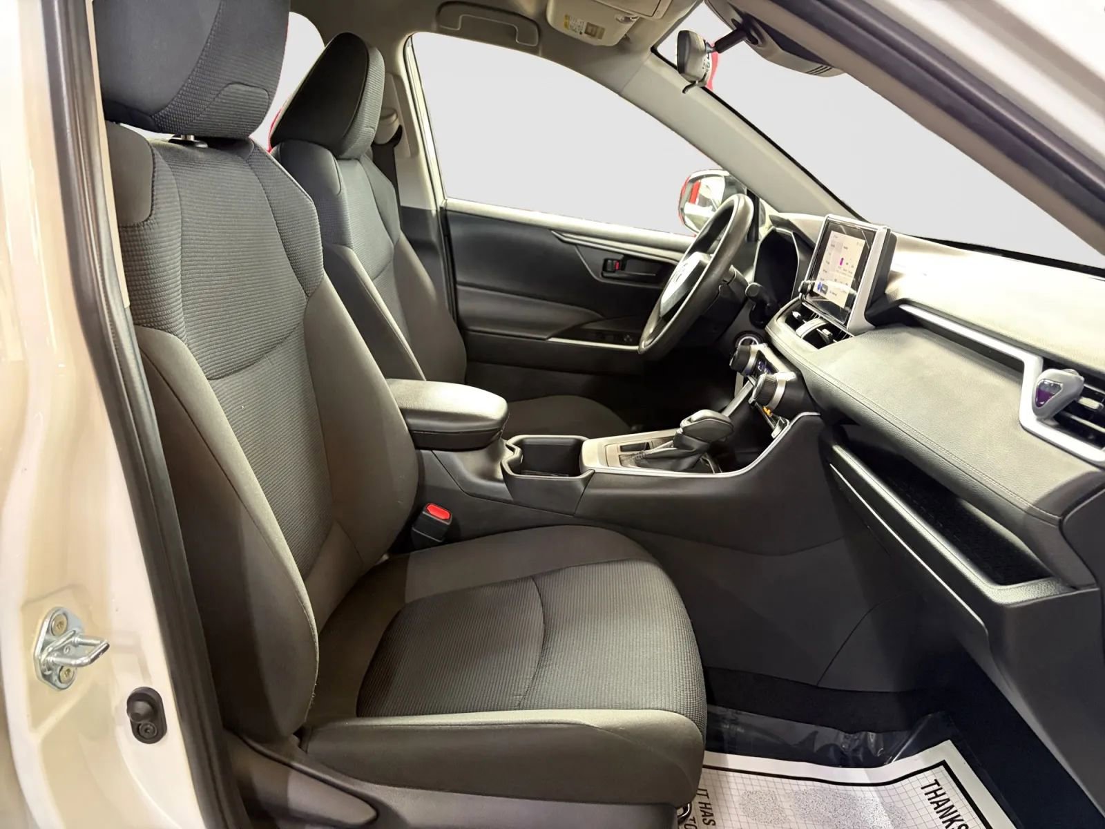 Used 2025 Toyota RAV4 LE image 18