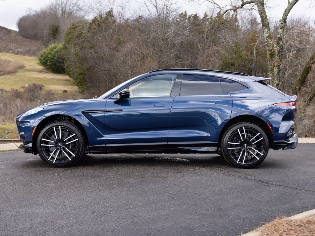New 2025 Aston Martin DBX 707 image 5