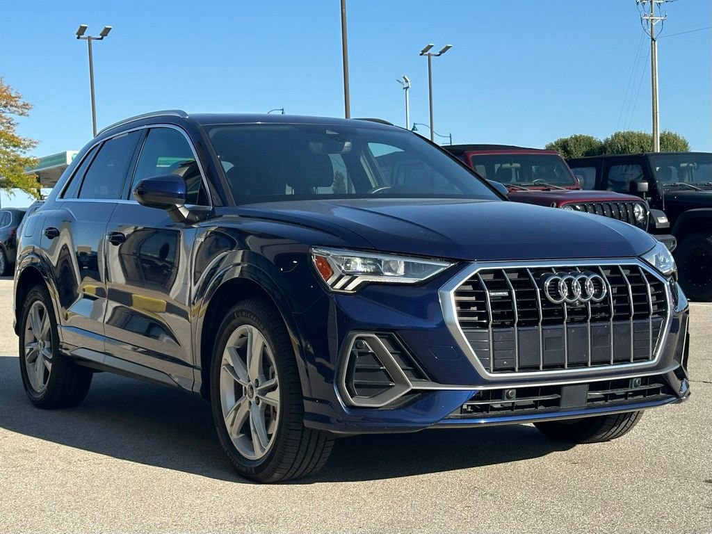 Used 2021 Audi Q3 2.0T Premium Plus w/ Premium Plus Package image 13
