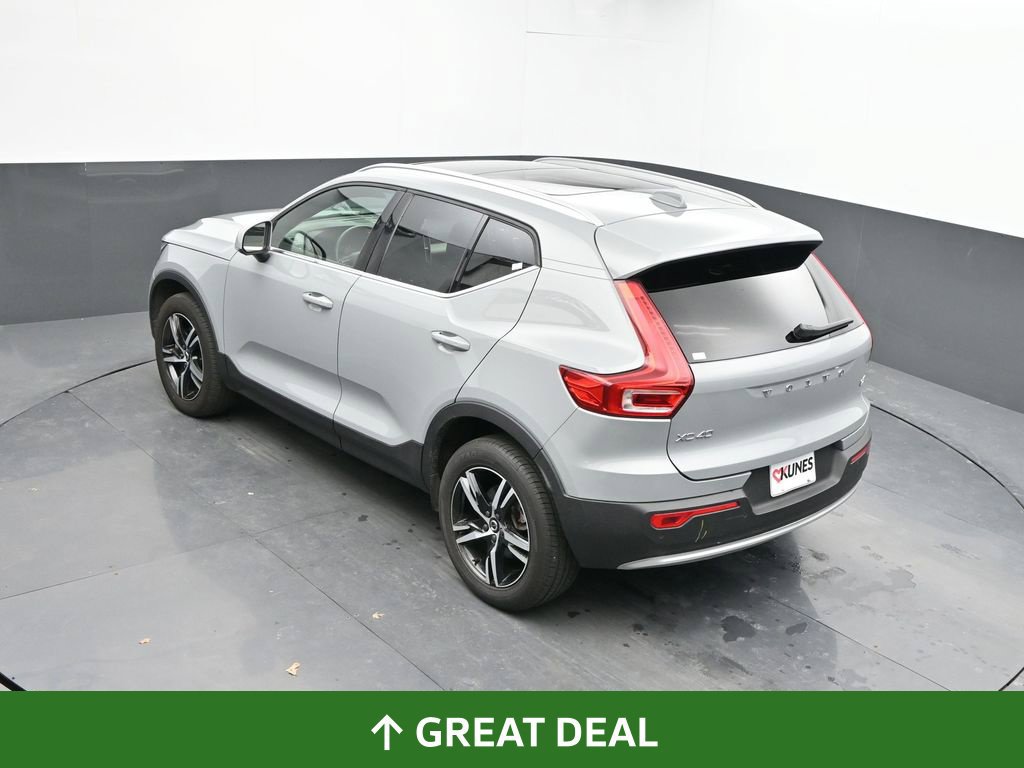 Used 2025 Volvo XC40 B5 Core AWD/4WD image 35