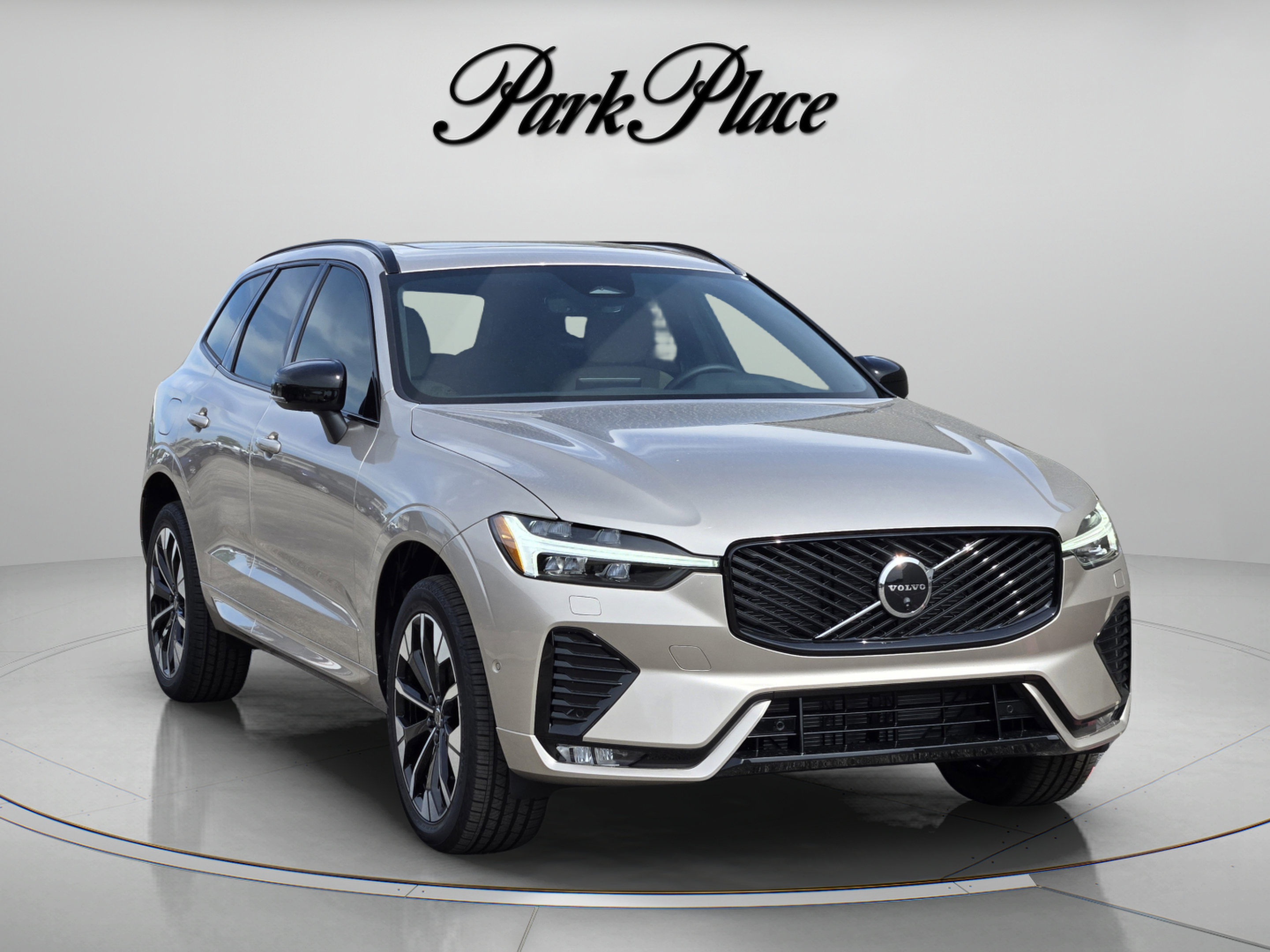 Used 2026 Volvo XC60 B5 Plus w/ Protection Package Premier AWD/4WD image 8