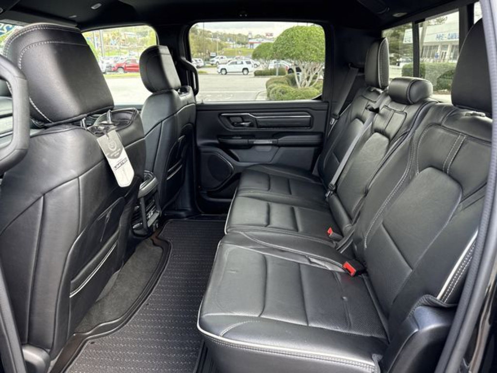 Used 2023 RAM 1500 Limited w/ Body Color Bumper Group AWD/4WD image 10