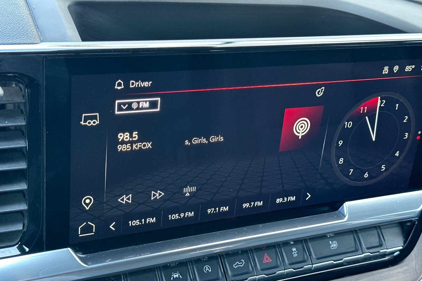 Used 2024 GMC Sierra 1500 SLT image 25