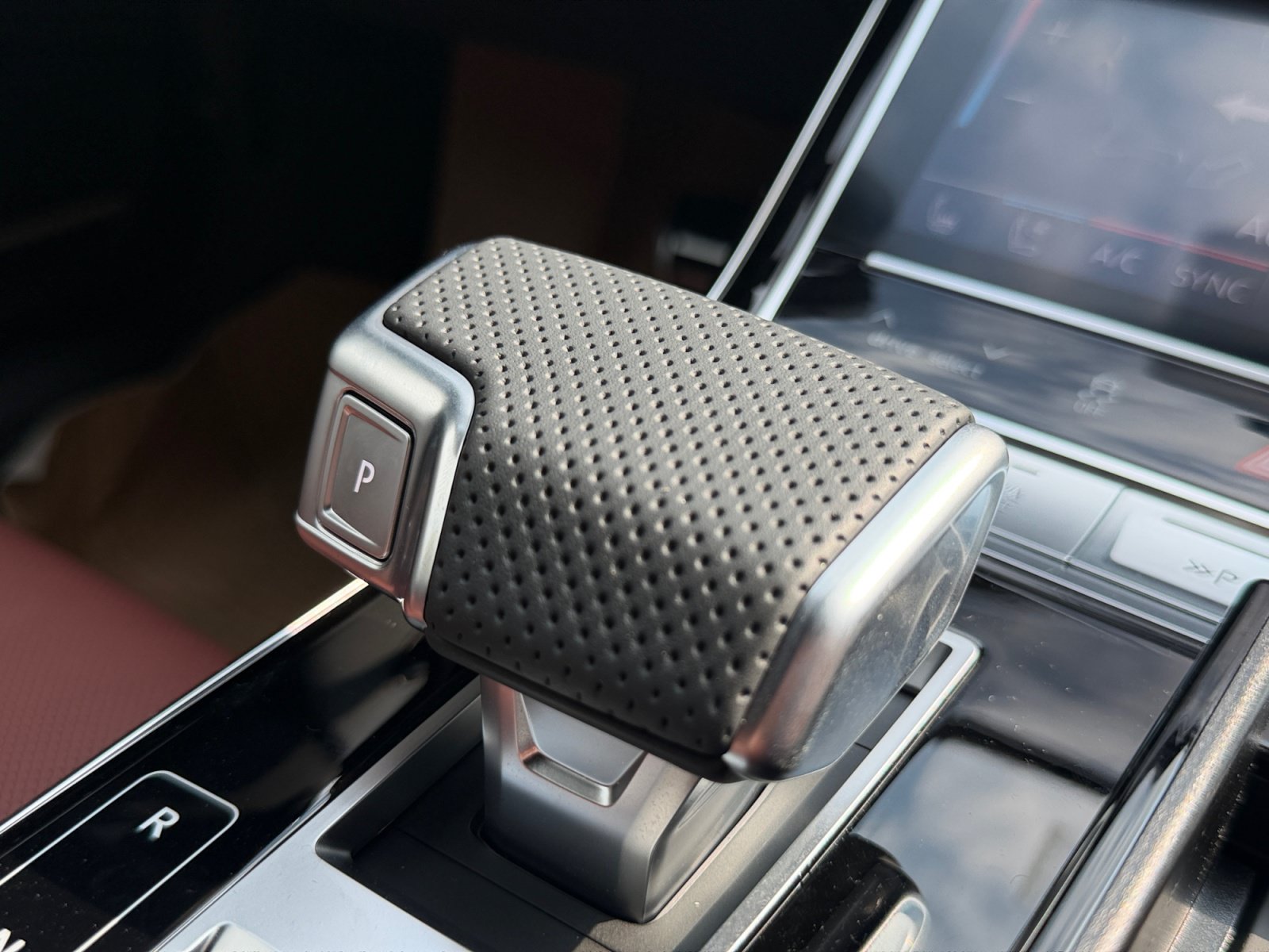 New 2027 Audi S8 AWD/4WD image 24