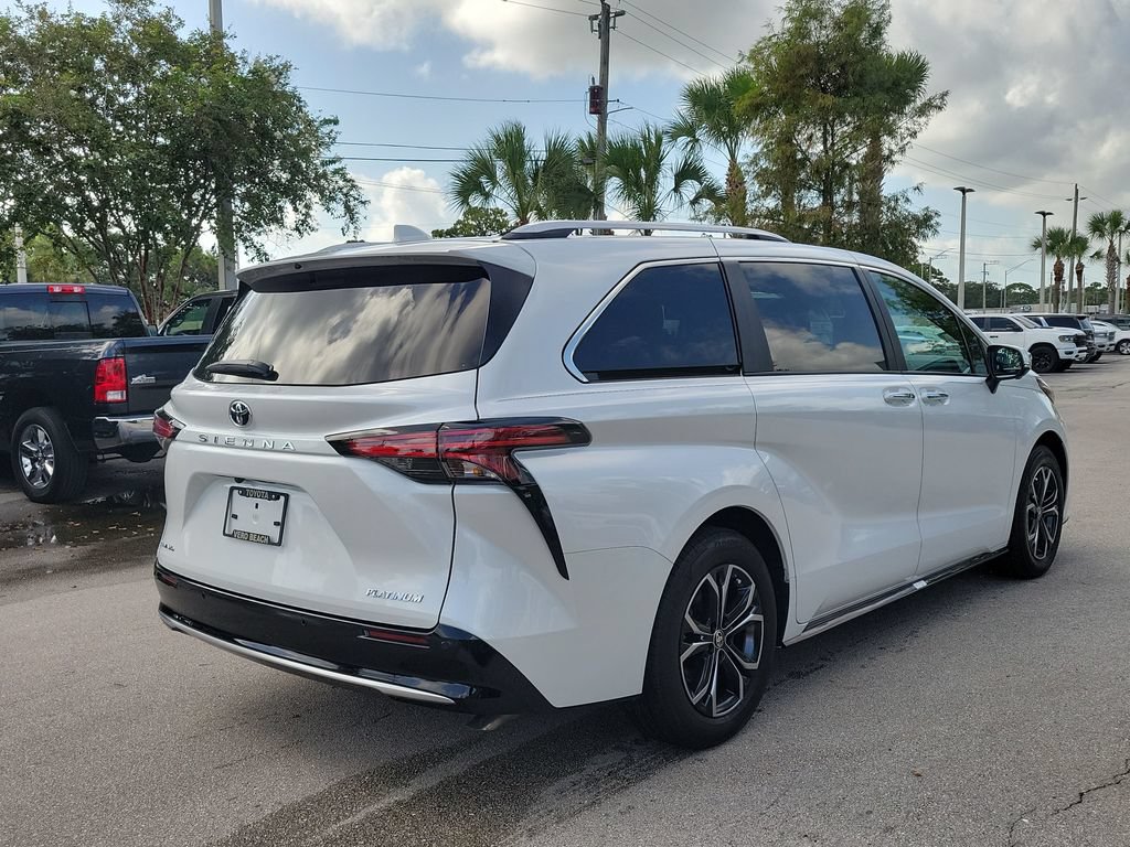 Certified 2026 Toyota Sienna Platinum AWD/4WD image 4