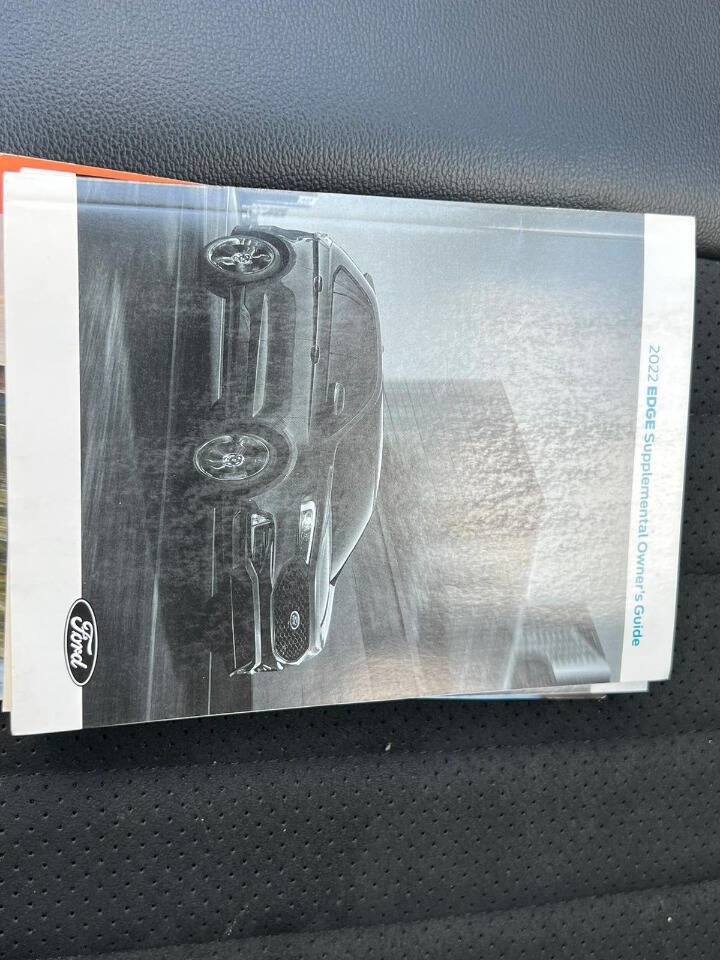 Used 2022 Ford Edge ST-Line image 19