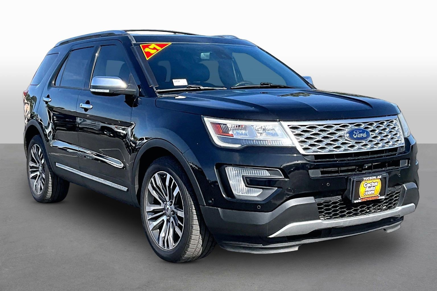 Used 2017 Ford Explorer Platinum AWD/4WD image 9