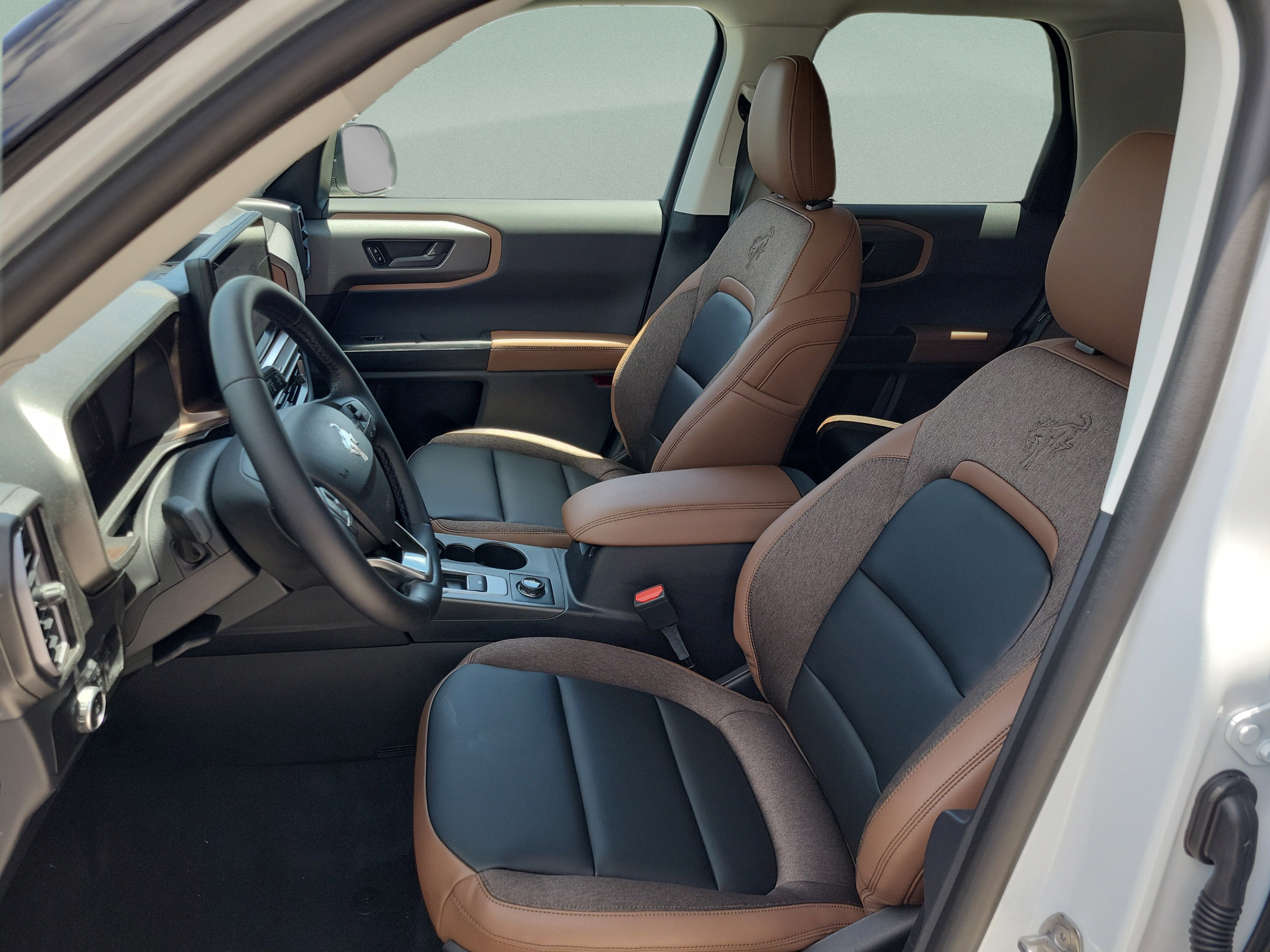 New 2026 Ford Bronco Sport Outer Banks w/ Outer Banks Tech Package+ AWD/4WD image 17