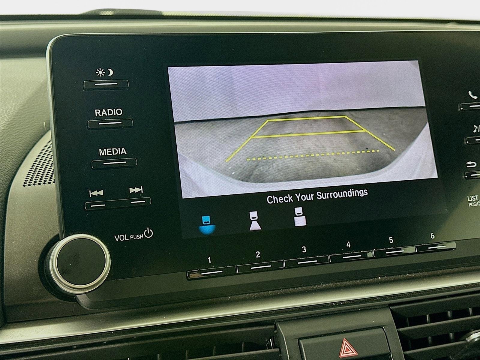 Used 2018 Honda Accord LX image 18