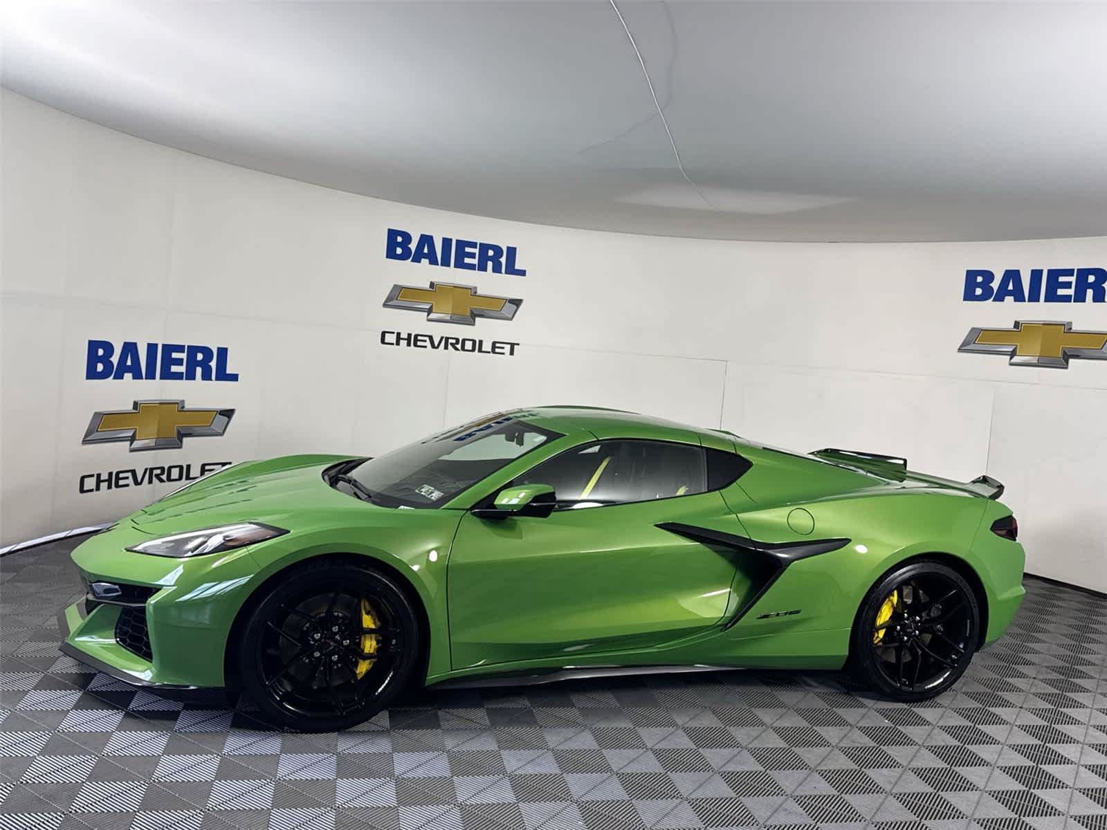 Used 2026 Chevrolet Corvette Z06 w/ Stealth Interior Trim Package RWD image 2