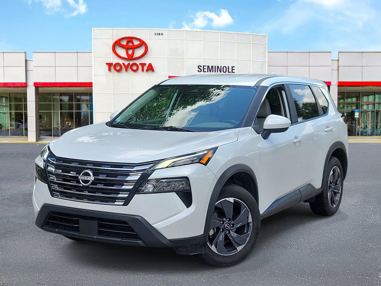 Used 2025 Nissan Rogue SV FWD 360° Tour