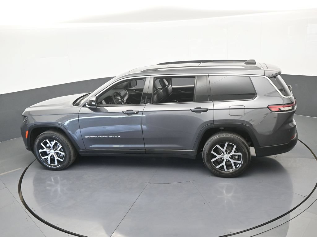 Used 2023 Jeep Grand Cherokee L Limited w/ Trailer Tow Group (B) RWD image 53