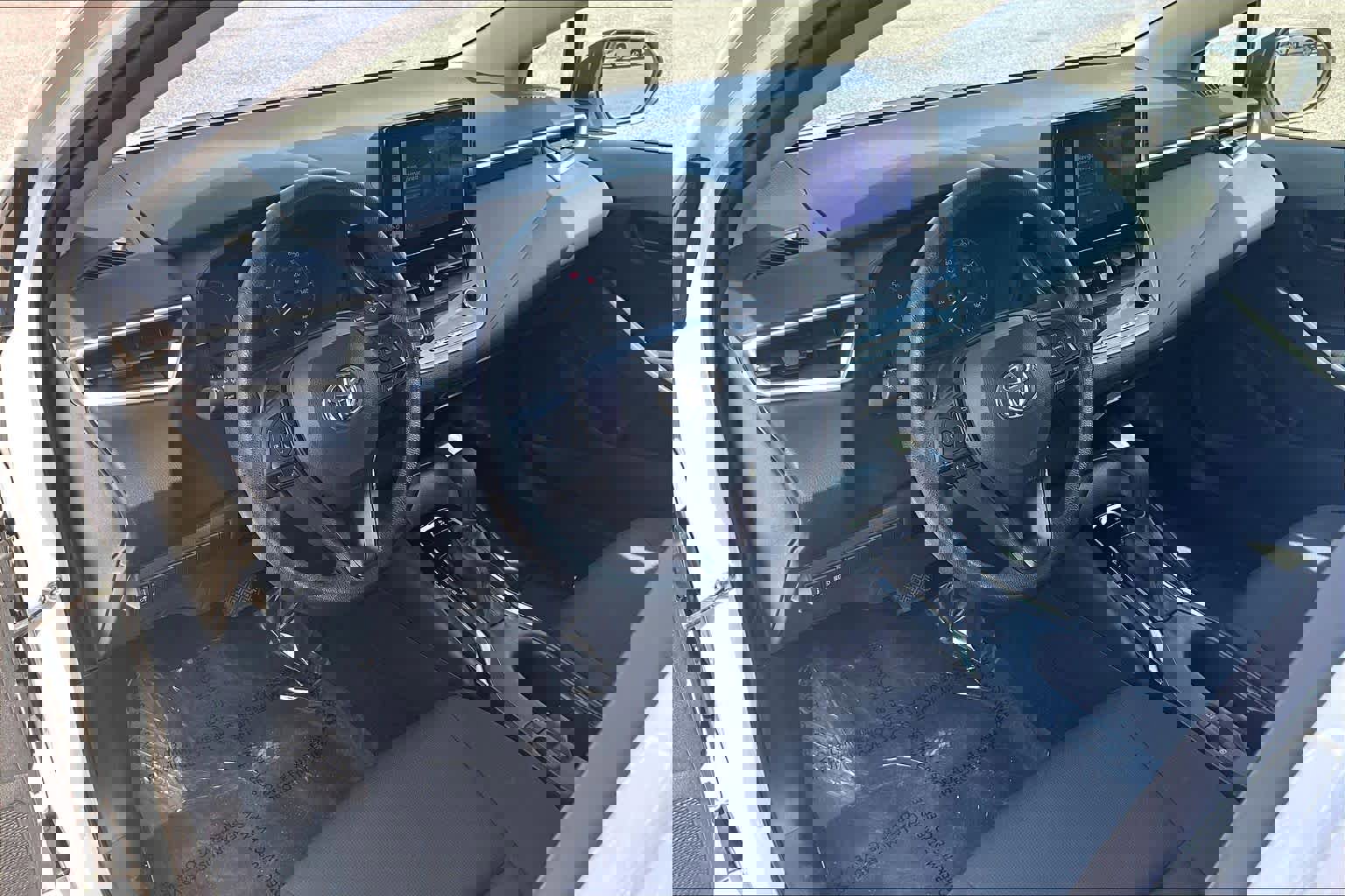 Used 2023 Toyota Corolla LE image 17