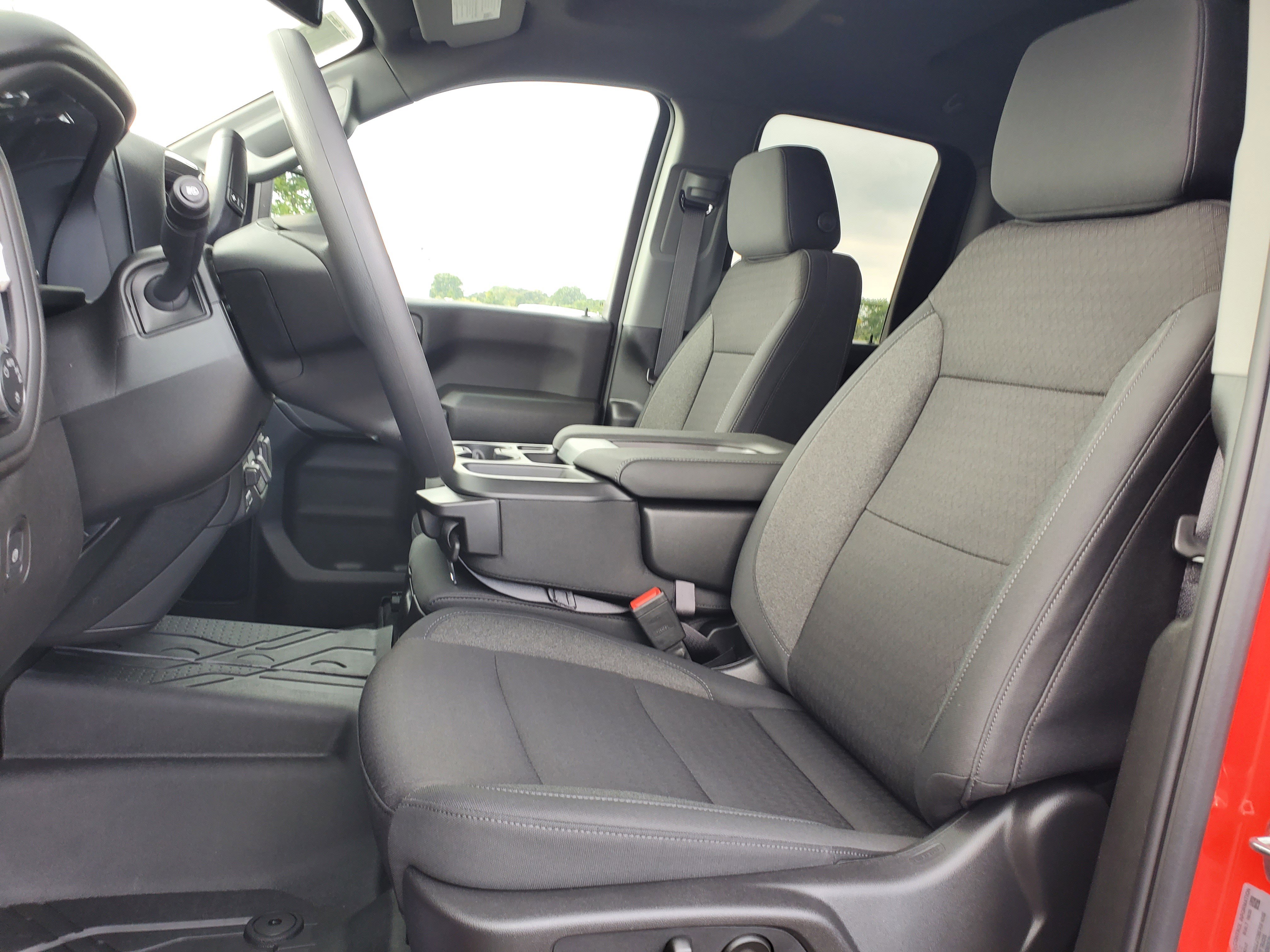 New 2026 Chevrolet Silverado 2500 Custom w/ Custom Value Package image 4