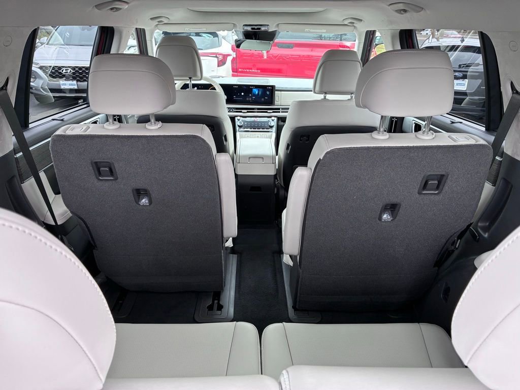 Used 2024 Hyundai Santa Fe Calligraphy image 13