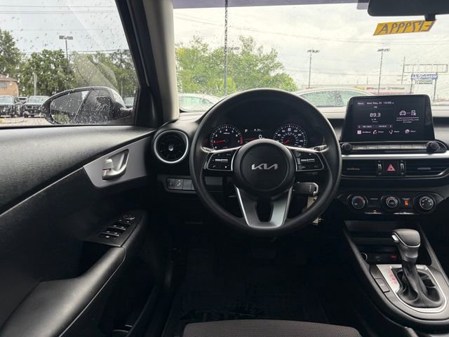 Used 2024 Kia Forte LXS w/ LXS Technology Package FWD image 3