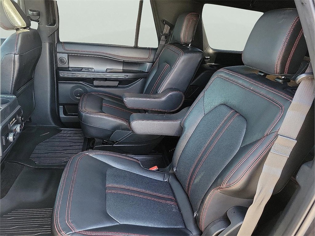 Used 2021 Ford Expedition Limited image 13