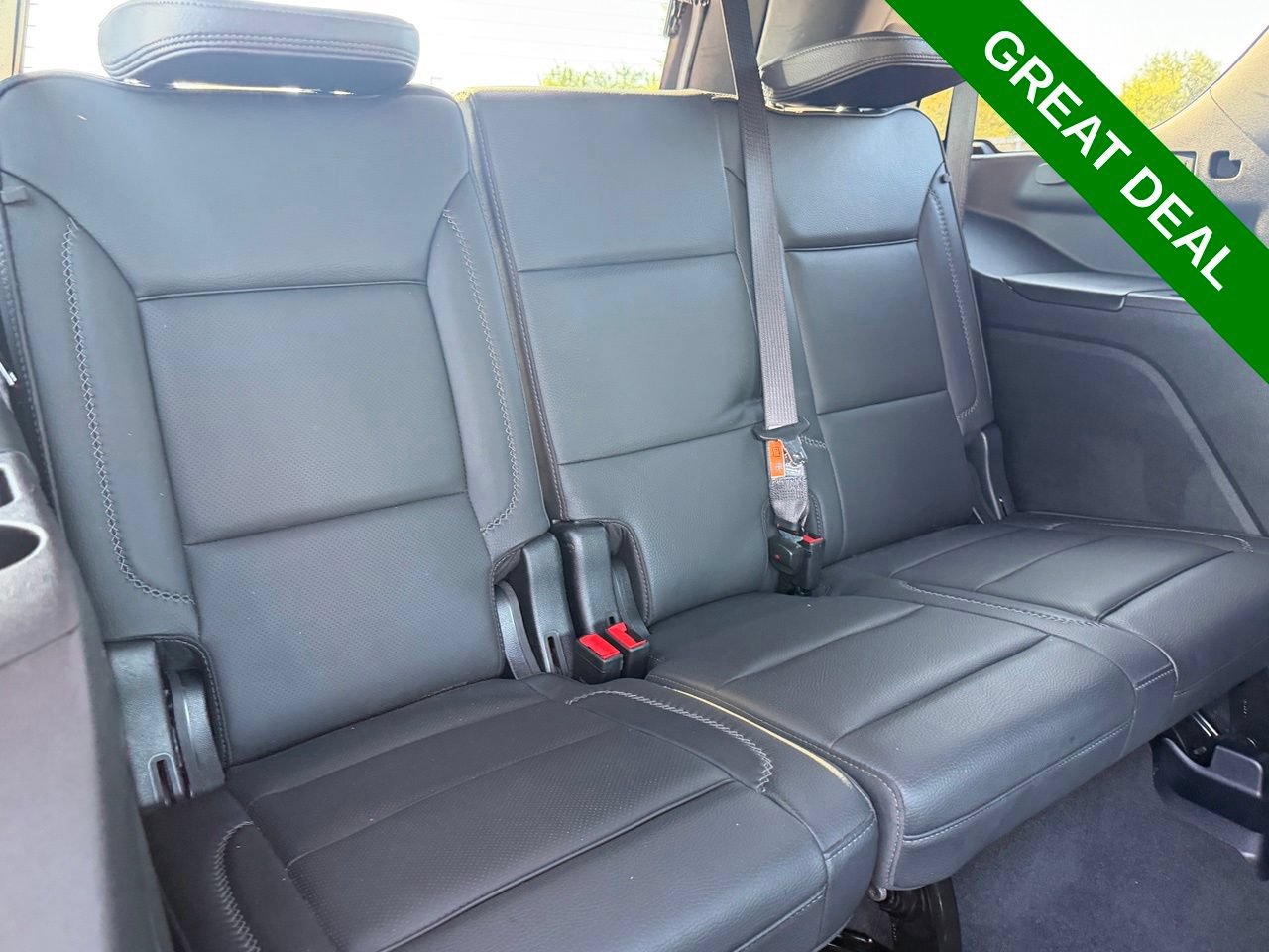 Used 2025 GMC Yukon Denali AWD/4WD image 38
