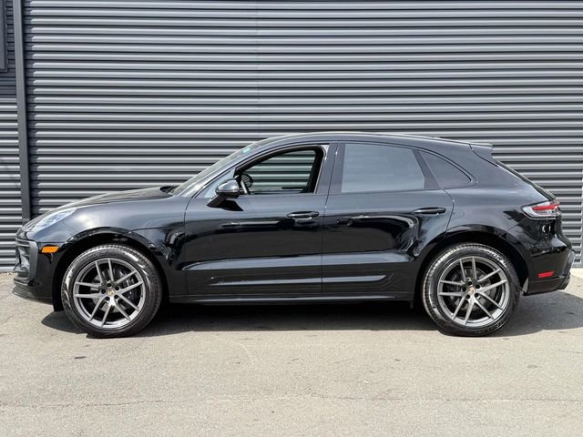 Used 2025 Porsche Macan Turbo image 2