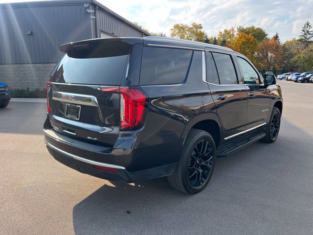 Used 2024 GMC Yukon SLT w/ SLT Luxury Package AWD/4WD image 5