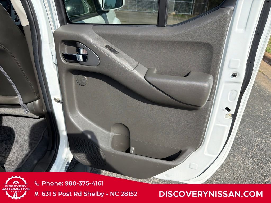 Certified 2018 Nissan Frontier PRO-4X w/ Pro-4x Luxury Package image 32