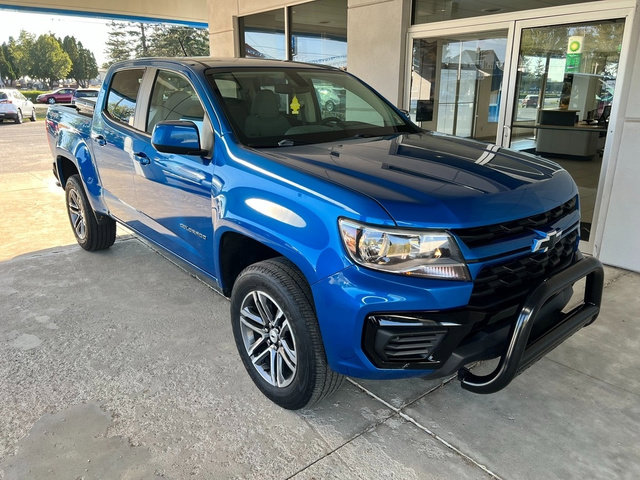 Used 2021 Chevrolet Colorado W/T w/ Custom Special Edition image 4