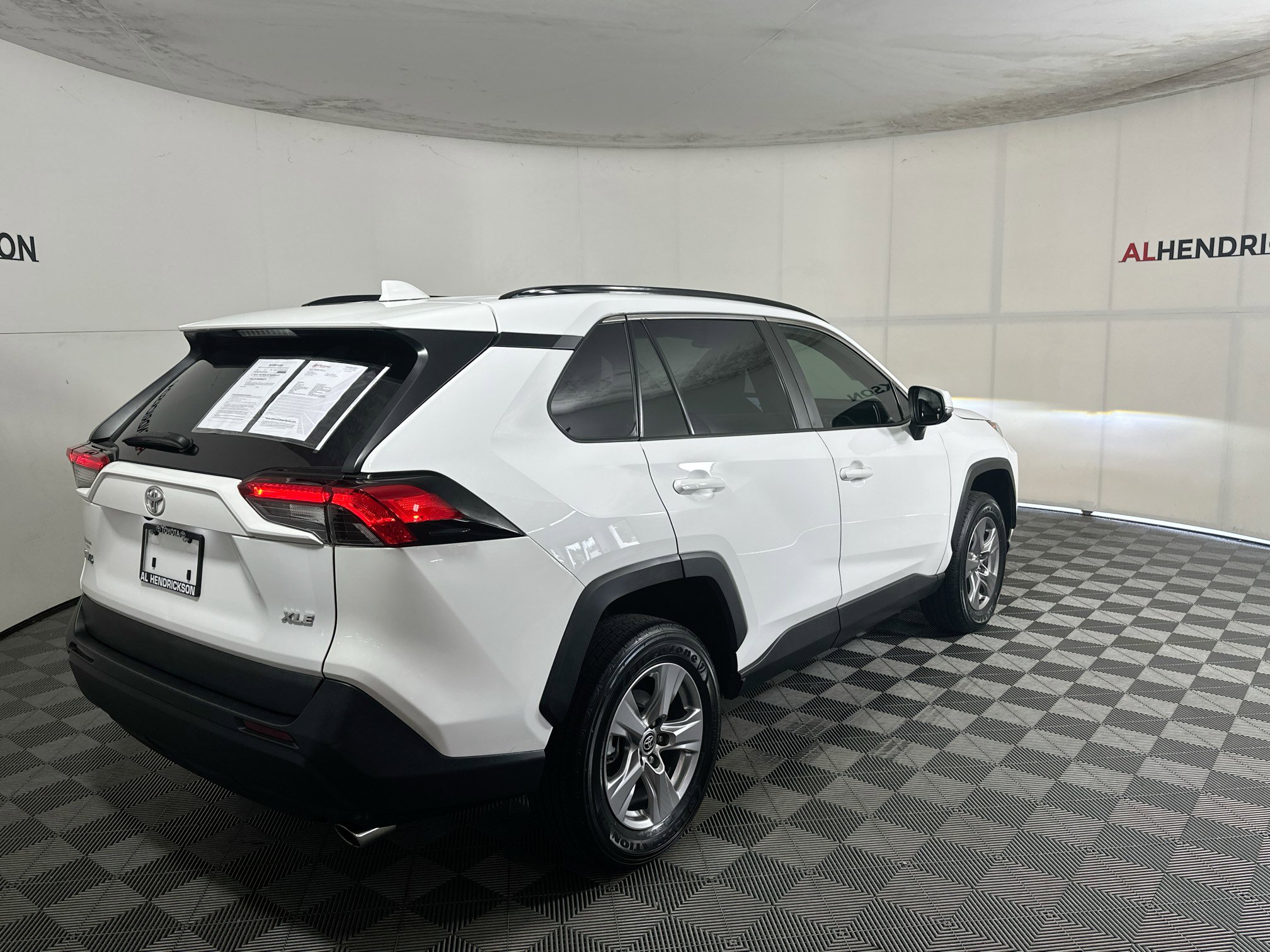 Used 2023 Toyota RAV4 XLE image 3
