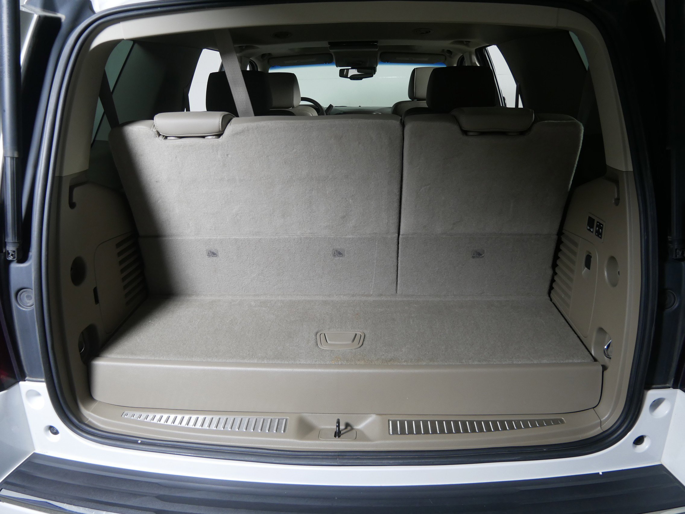 Used 2016 Chevrolet Tahoe LTZ image 18