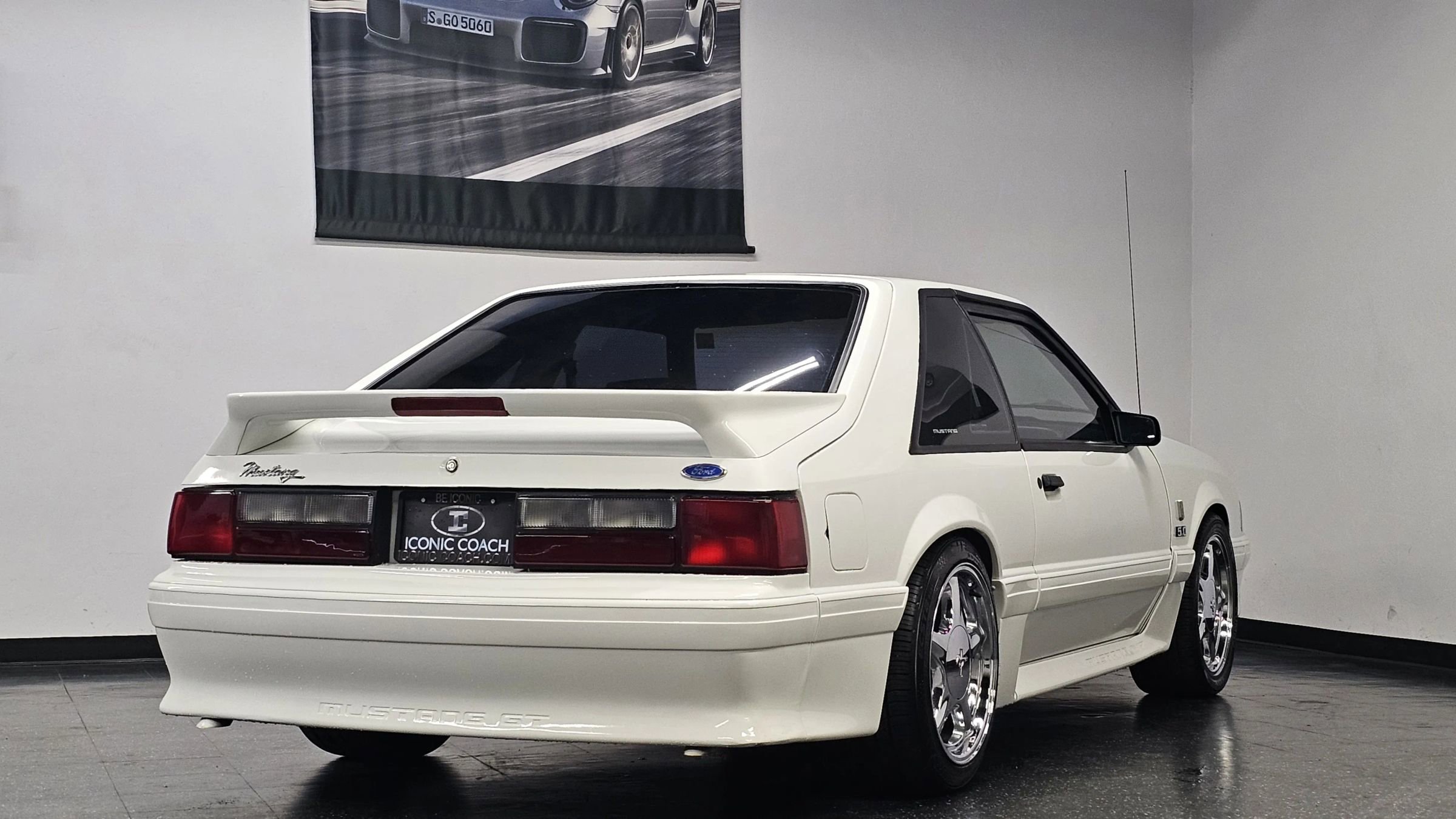 Used 1993 Ford Mustang GT RWD image 24