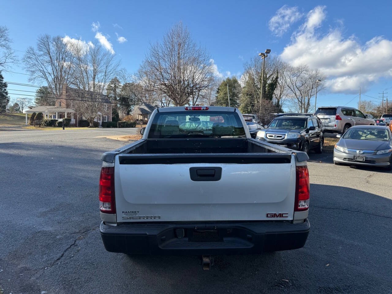 Used 2009 GMC Sierra 1500 W/T RWD image 6