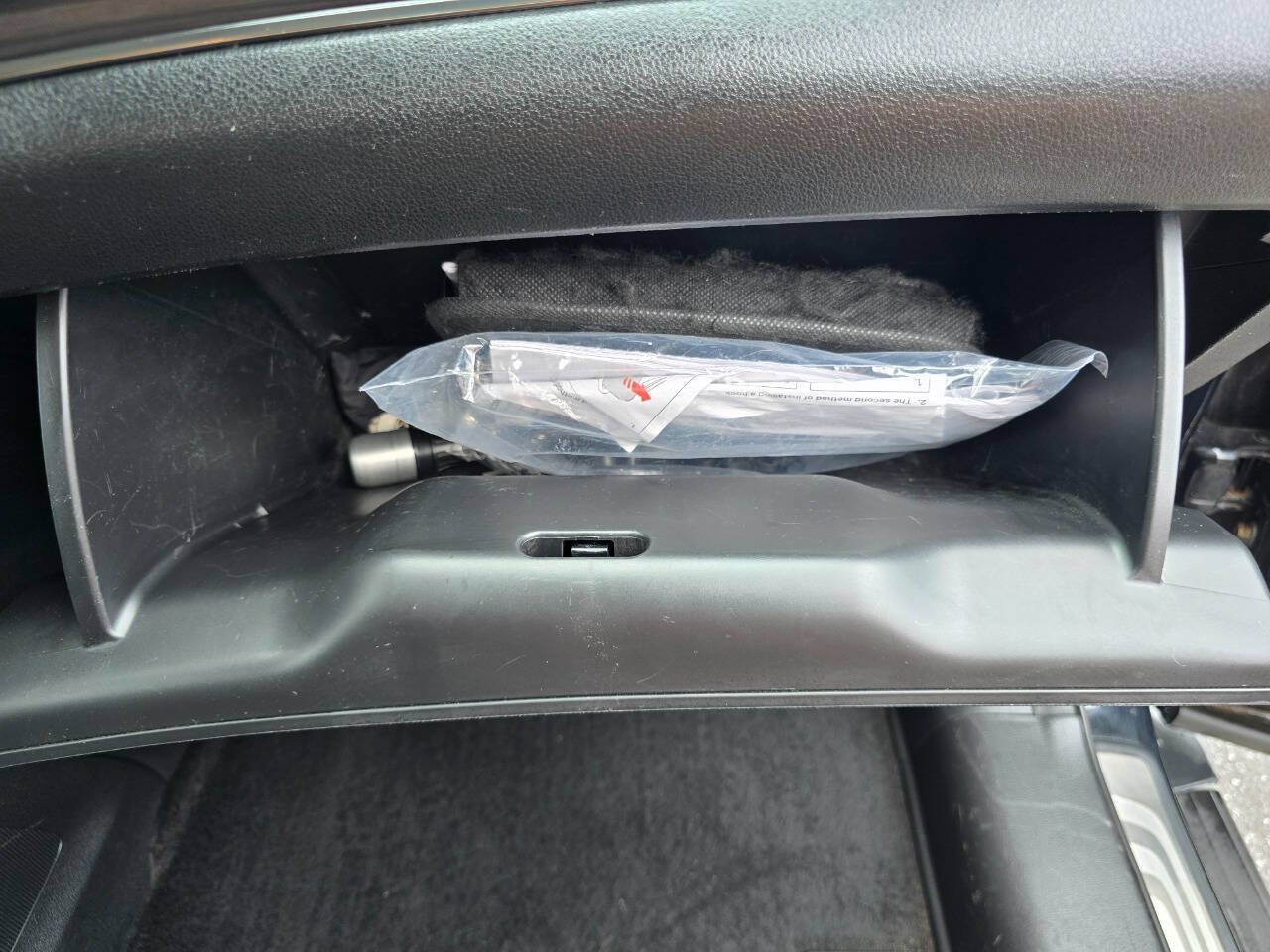 Used 2015 Honda CR-V Touring image 34