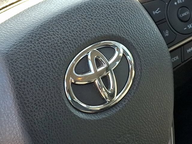 Certified 2023 Toyota Camry SE FWD image 18