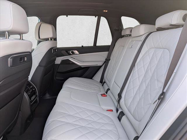 New 2026 BMW X5 M60i image 16