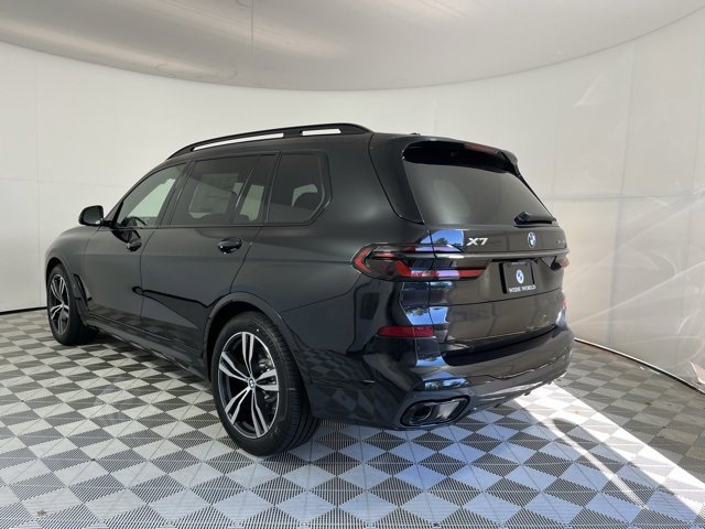 New 2026 BMW X7 xDrive40i w/ Executive Package image 5