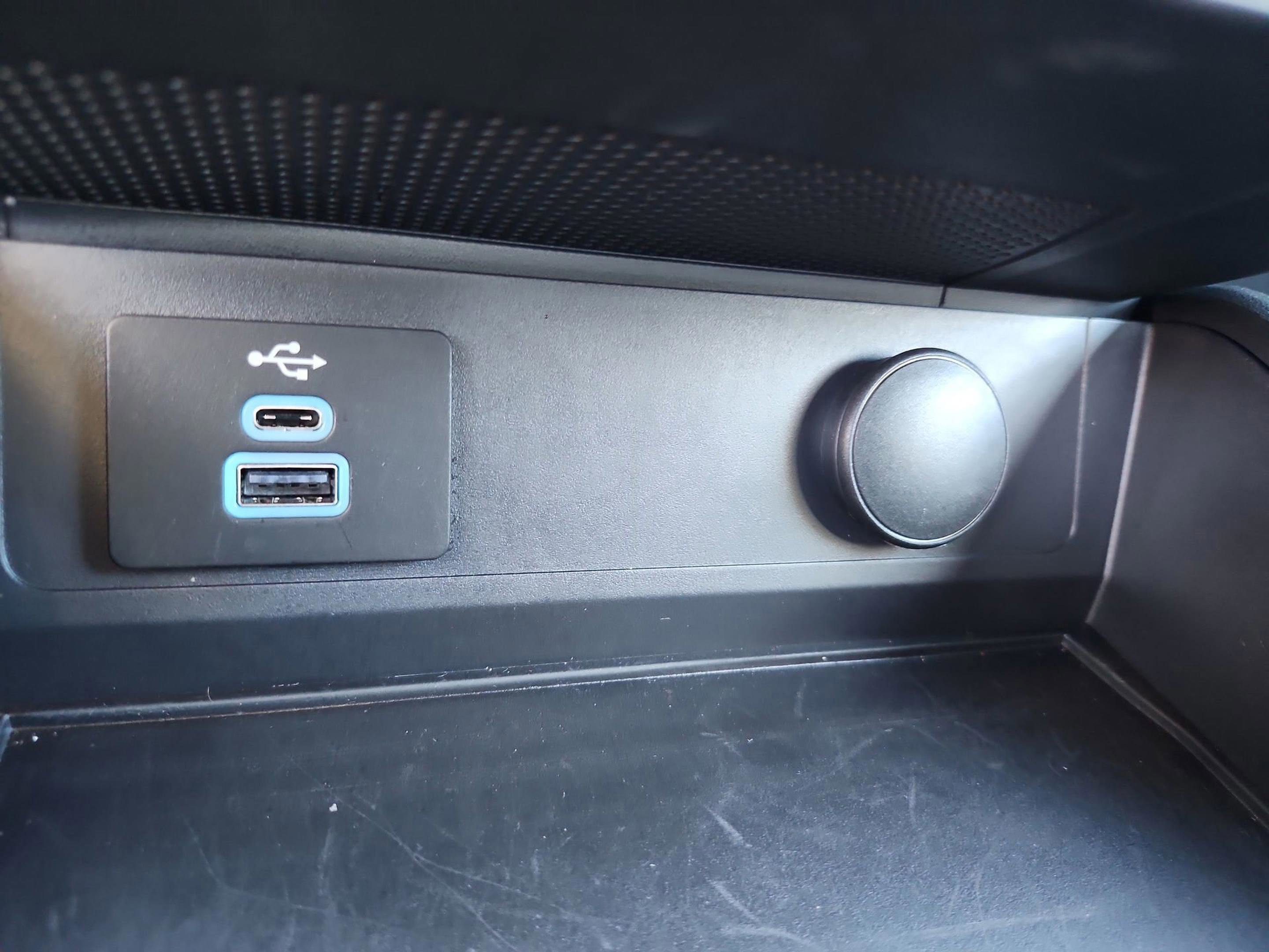 Certified 2025 Ford Mustang Coupe image 19