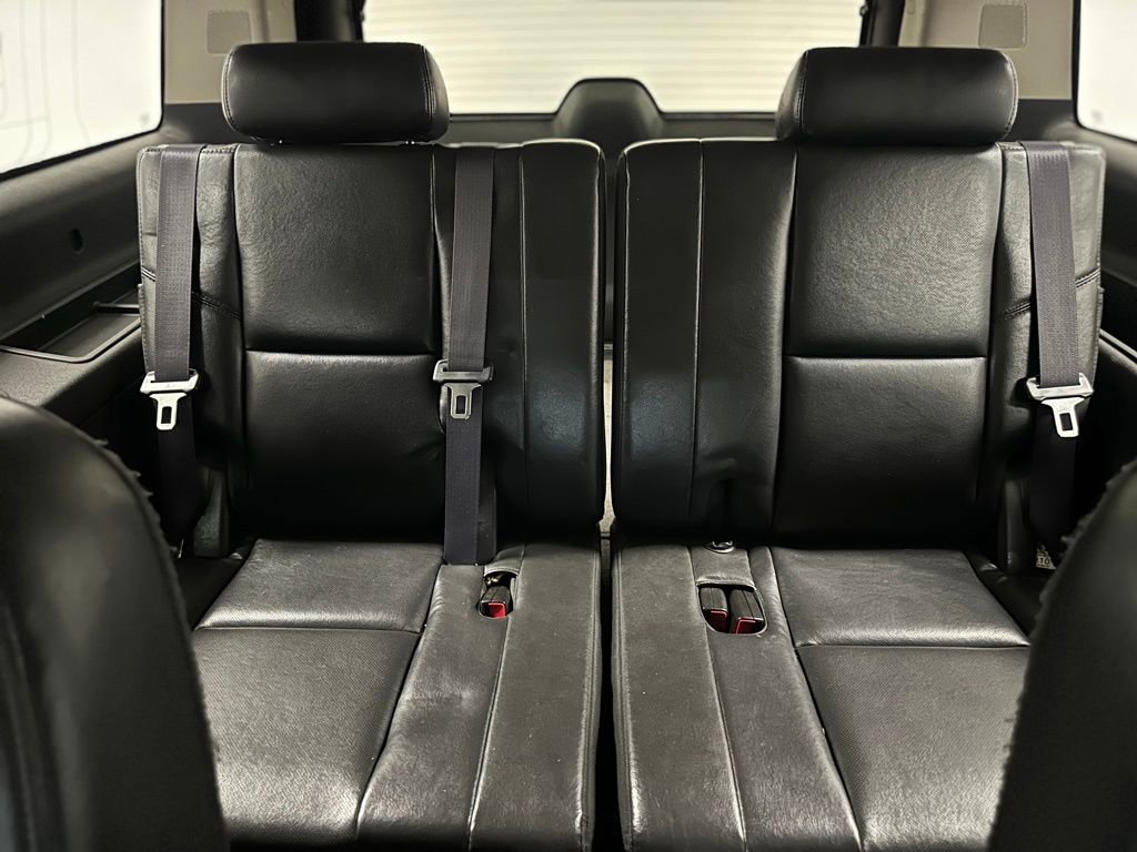 Used 2011 GMC Yukon XL Denali image 15