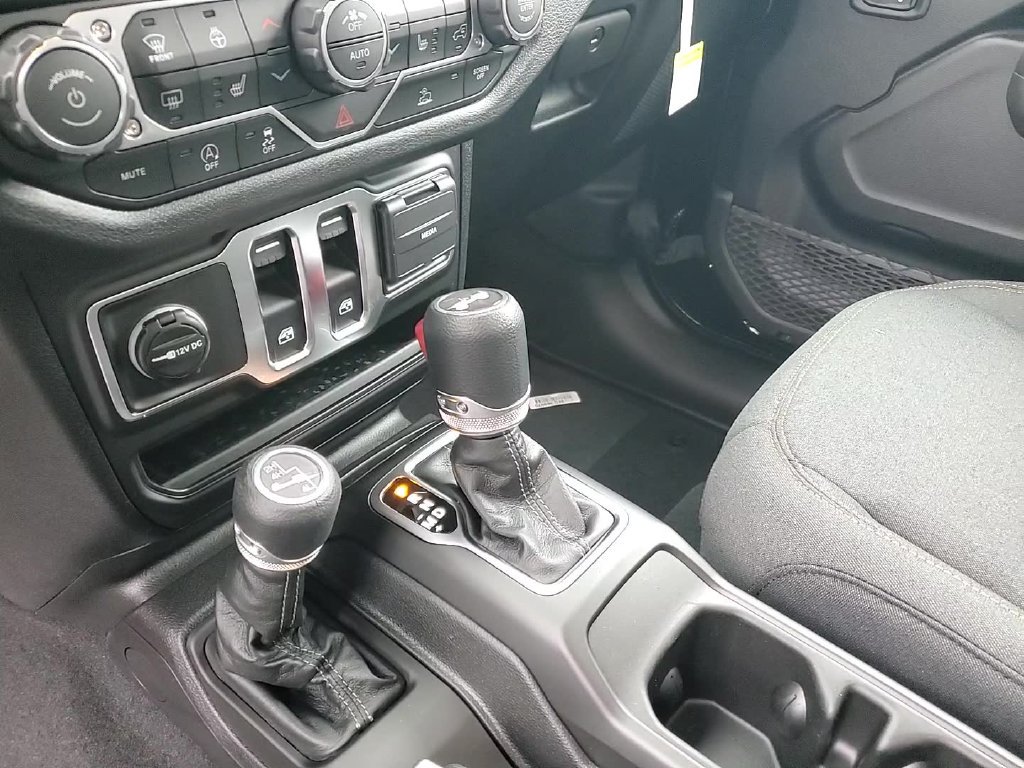 New 2026 Jeep Wrangler Sport AWD/4WD image 18