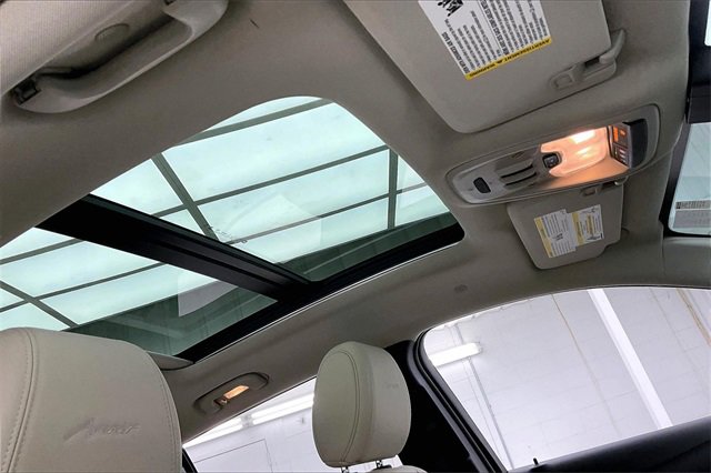 Certified 2025 Buick Encore GX Avenir w/ Avenir Technology Package image 13