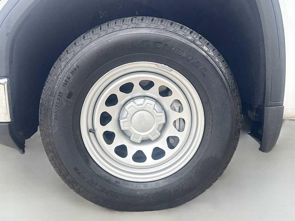 Used 2025 GMC Sierra 1500 Pro w/ Pro Value Package image 27