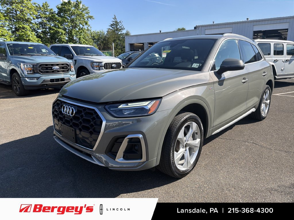 Used 2023 Audi Q5 2.0T Premium Plus w/ Premium Plus Package AWD/4WD image 1