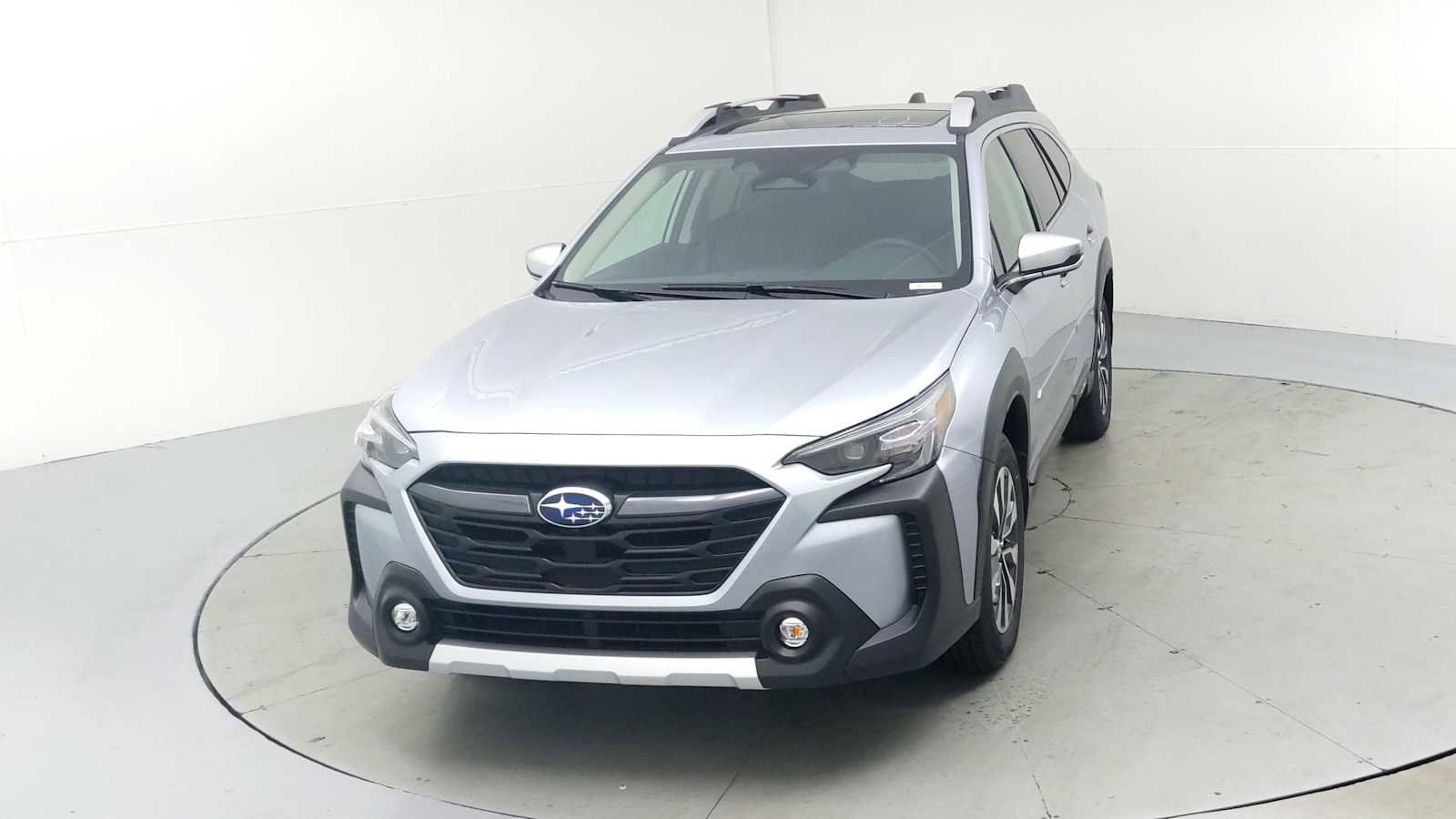 New 2025 Subaru Outback Touring image 3