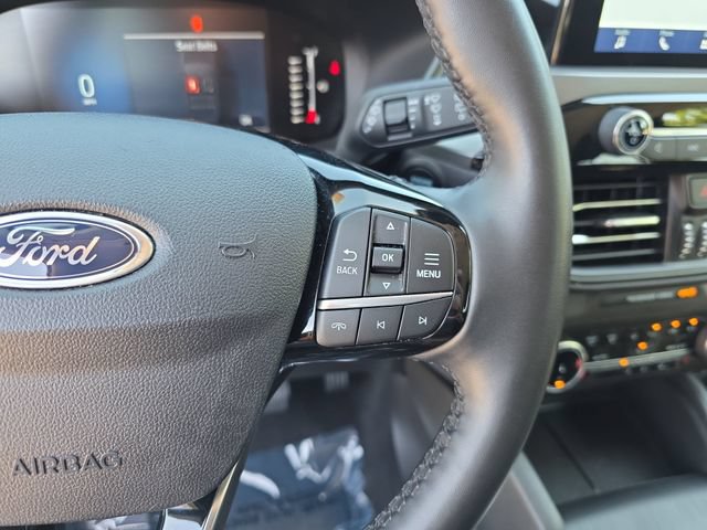 Used 2024 Ford Escape Active AWD/4WD image 16