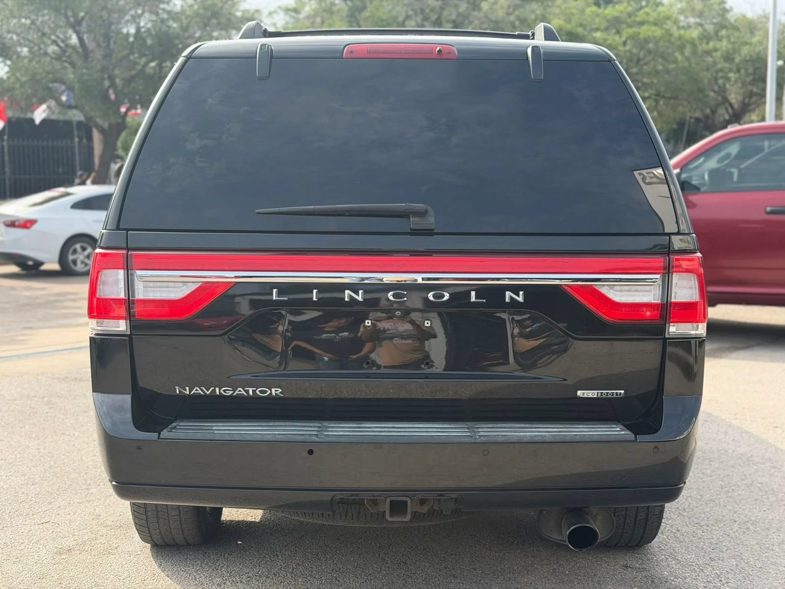 Used 2015 Lincoln Navigator 4WD image 25