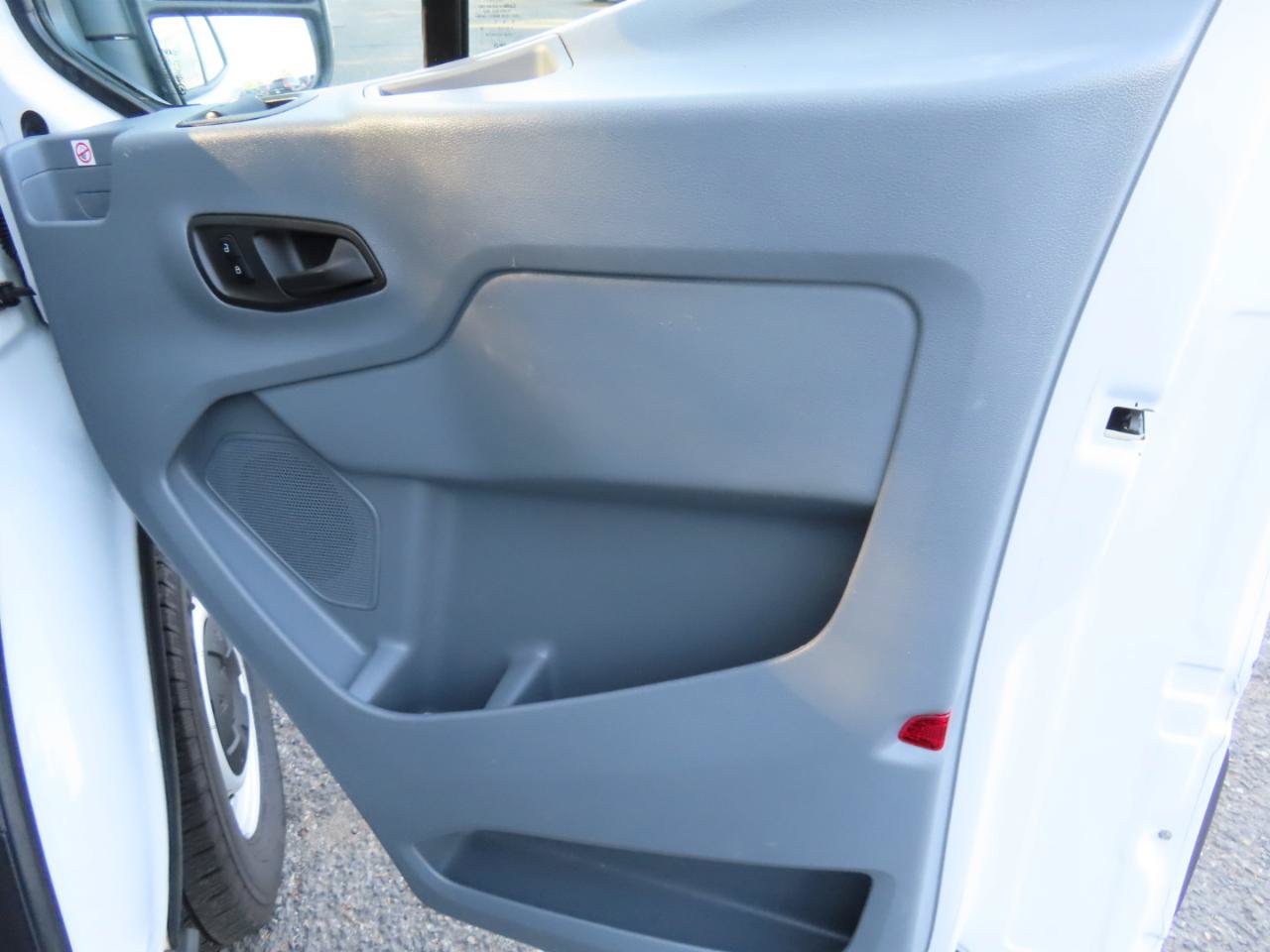 Used 2019 Ford Transit 150 130 Low Roof RWD image 14