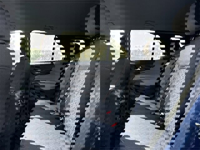 Used 2022 Chevrolet Equinox LS image 11