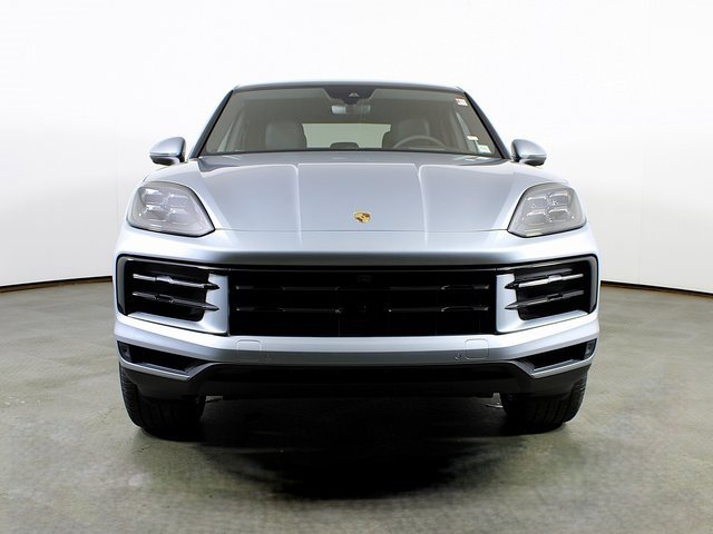 New 2025 Porsche Cayenne Coupe image 10
